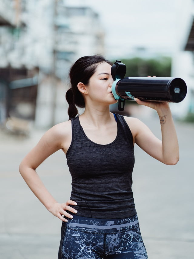 drinking 3 liters of water per day