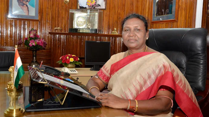 राष्ट्रपति द्रौपदी मुर्मु का झारखंड दौरा: देवघर एम्स और IIT धनबाद में दीक्षांत समारोह में होंगी शामिल President Droupadi Murmu's Visit to Jharkhand: To Attend Convocation Ceremonies at AIIMS Deoghar and IIT Dhanbad